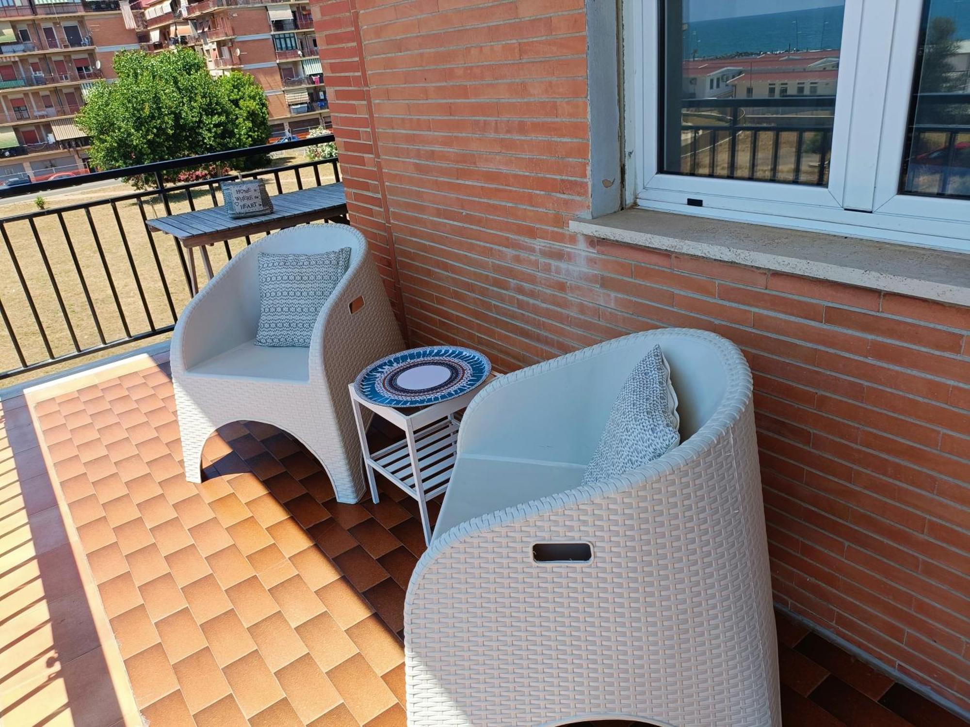 Casa Coco - Appartamento Al Mare Lido di Ostia Exteriör bild